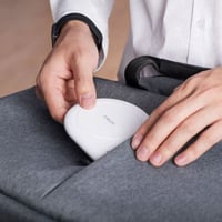 شاحن جداري انكر باوربورت صغير بمنفذين USB وقوة 12...