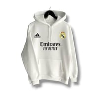هودي ريال مدريد شتوي أصلي بتطريز فخم _ أبيض وأسود