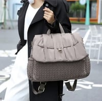 شنطة فاخرة لاحتياجات الاطفال والمواليد مع مفرش تغي...