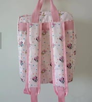 شنطة اطفال بناتية باللون الوردي