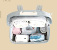 شنطة ديزني اصلية لإحتياجات الاطفال والمواليد مرفق...