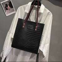 شنطة عمليه للجامعه والعمل