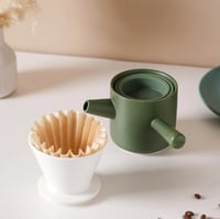 طقم كوب وقمع V60 من السيراميك ب الألوان متعددة ممي...