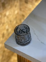 كوب زجاجي دوار غامق