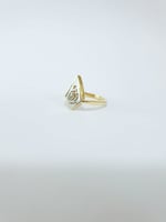 خاتم ملكي - فضه ايطالي عيار 925 الون صدفي كتابه ذه...