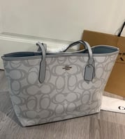 كوتش توت باق