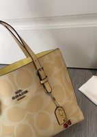 كوتش مولي باق