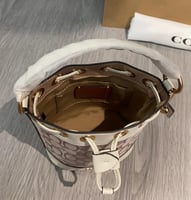 كوتش ميني بوكيت