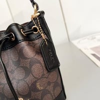 كوتش ميني بوكيت باق