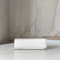 توري بورش كيرا تيرن لوك