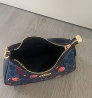 كوتش تيري تشيري شولدر باق