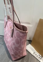 كوتش بينك توت باق