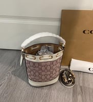 كوتش ميني بوكيت