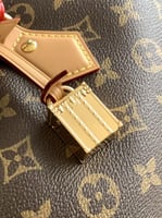 ال ڤي سبيدي Bandoulière