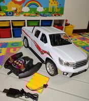 سيارة هيلوكس كبير