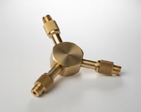 محول غاز ثلاثي