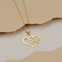 سلسال اسمين على شكل قلب