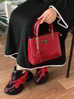 طقم شنطة برادا وشوز نسائي لويس فتون