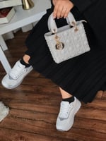 طقم شنطه وشوز نسائي ماركة ديور