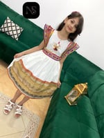 فستان بناتي انيق مطرز بالاسم