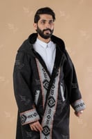 فروة رجالية صوف مع نقش السدو