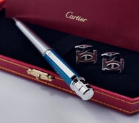 طقم كبك وقلم ماركه كارتير