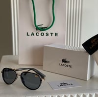 نظارة ماركة لاكوست مع الملحقات