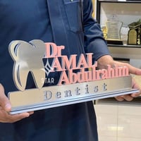 ستاند مكتبي فاخر تصميم حسب الطلب