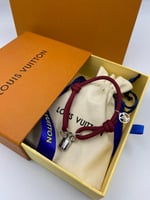 اساور نسائيه ماركة لويس فيتون