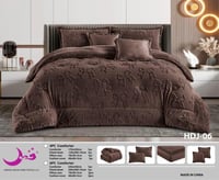 لحاف نفر ونص شتوي مخمل "تيدي" بنقشة الفراشة البارز...