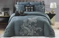 مفرش مطرز نفرين 9ق