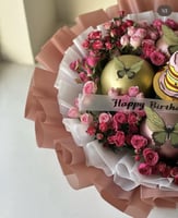 باقة ورد مع كيك