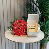 الكيك مع الورد