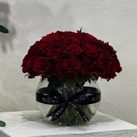 فازة مع ورد 50 ورده