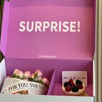 بوكس الورد مع الكيك