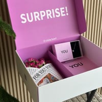 بوكس الورد مع سلسال من اختيارك