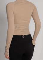 Core Move Top – Sand Glow