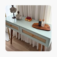 طاولة تسريحة | نسمه