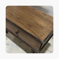 تسريحة أو كونسول | عنبر