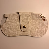 محفظة نظارات