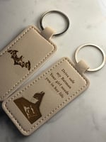 ميدالية جلد ( مقاس كبير )