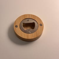 مغناطيس خشبي + فتاحة قوارير