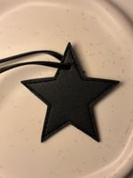 تعليقة نجمة