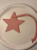 تعليقة نجمة