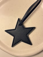 تعليقة نجمة