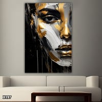 لوحة كانفس امرآة بالرسم التجريدي