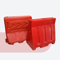 حاجز مروري 1*1 متر