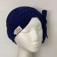 القبعه المبطنه - لون كحلي منقط