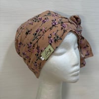 القبعه المبطنه - لون لحمي مشجر