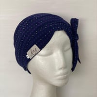 القبعه المبطنه - لون كحلي منقط